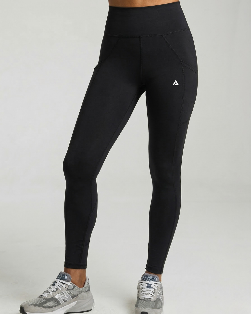 Core Leggings in Raven Black