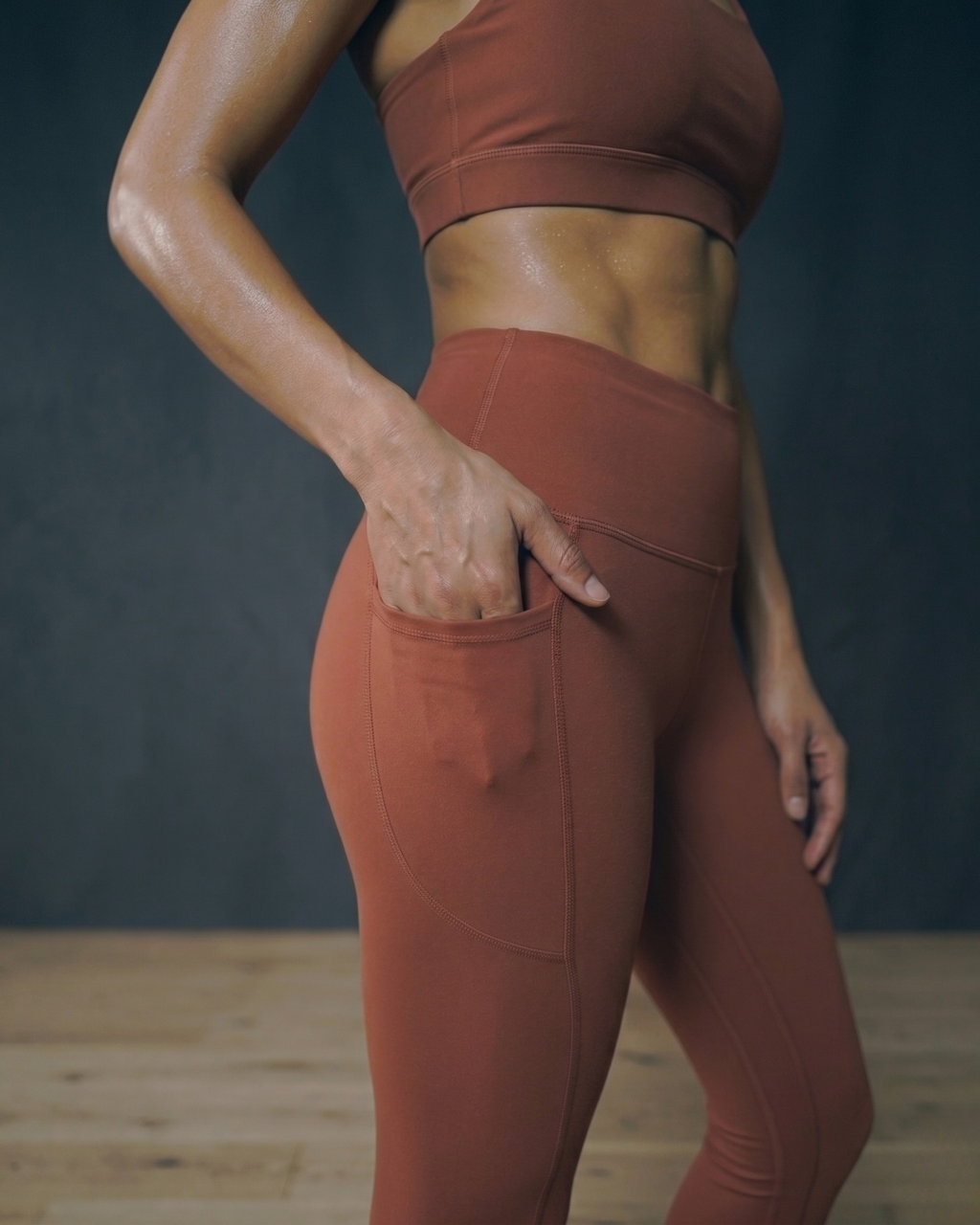 Core Leggings in Power Pink