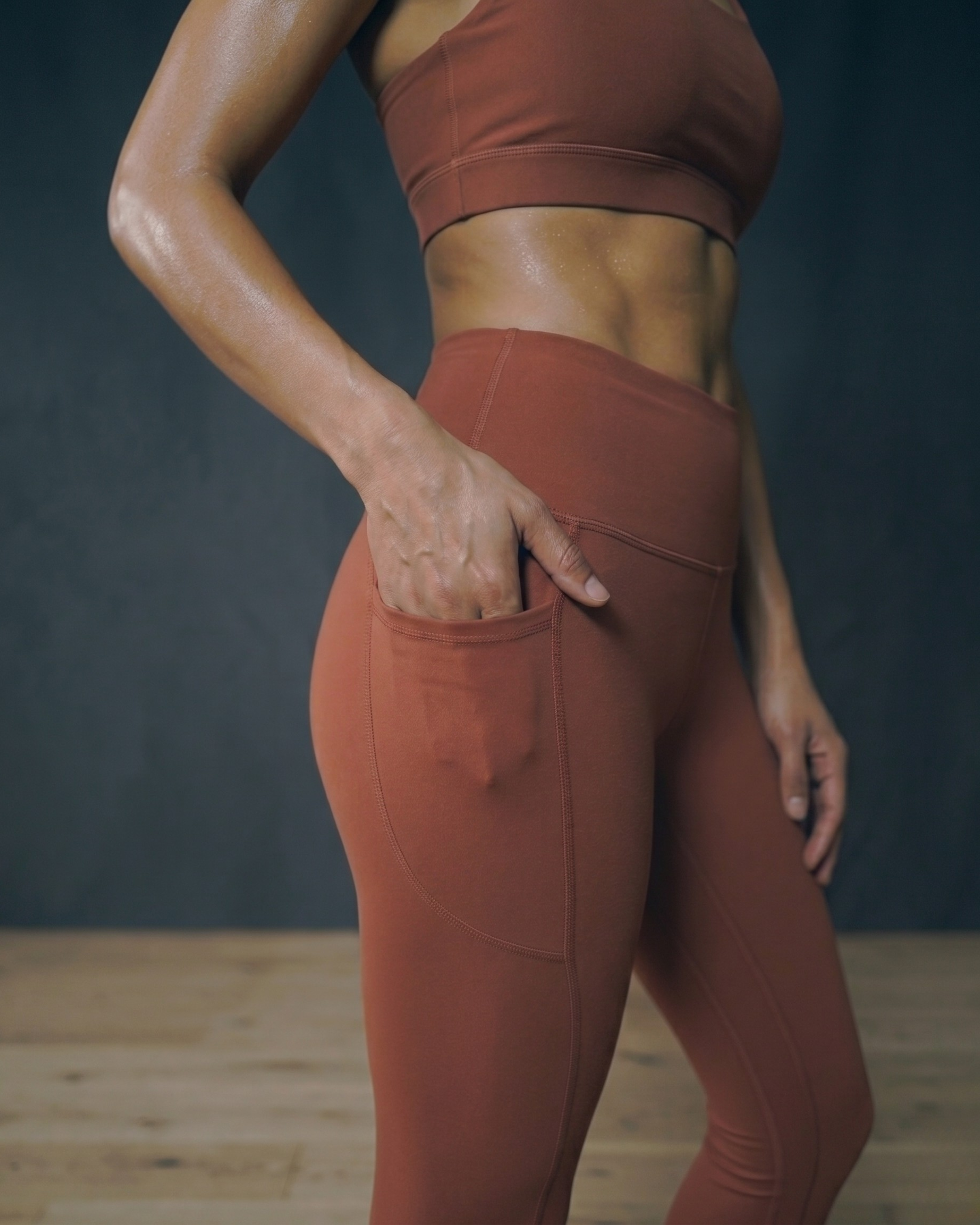 Core Leggings in Power Pink