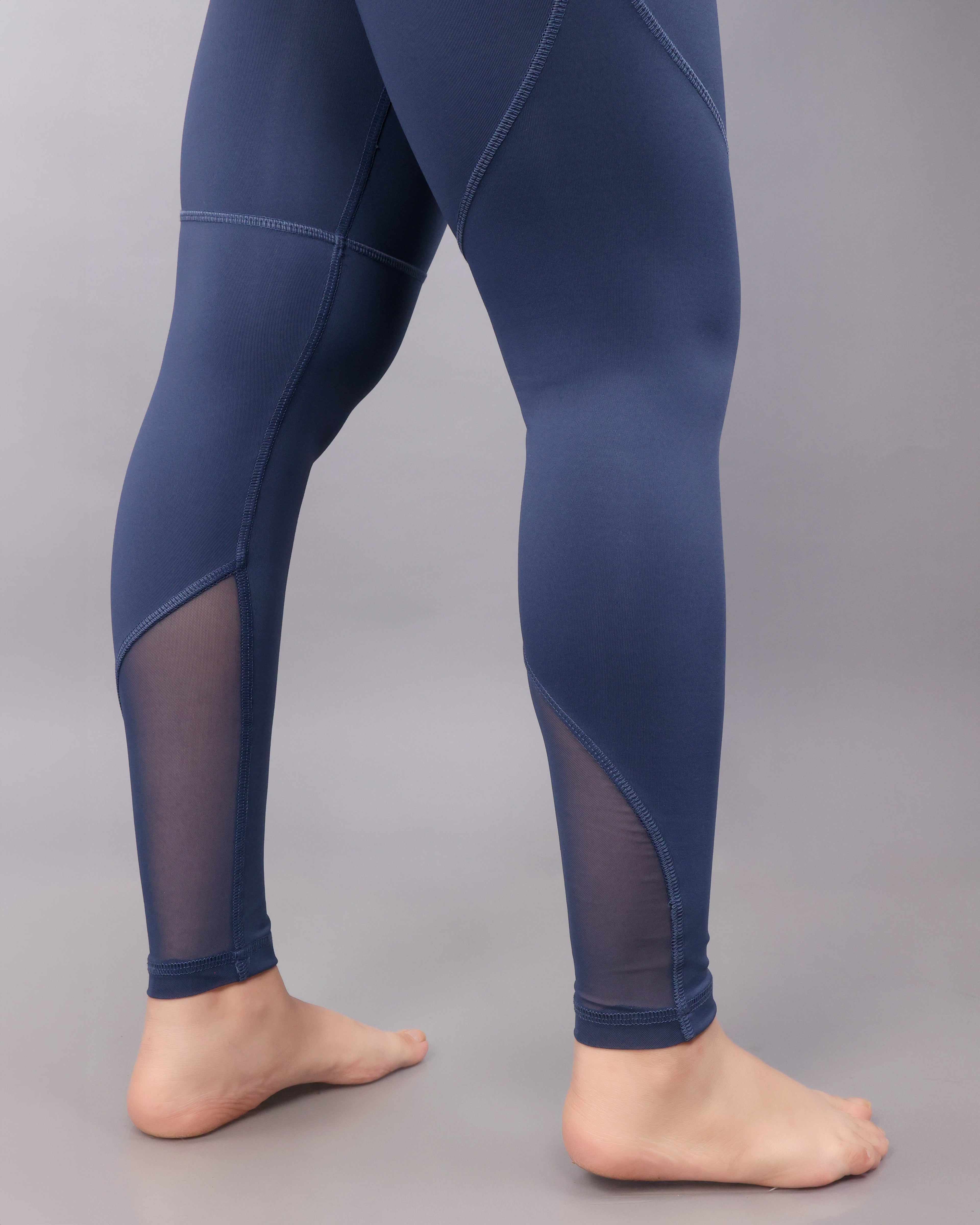 Core Leggings in Carolina Blue